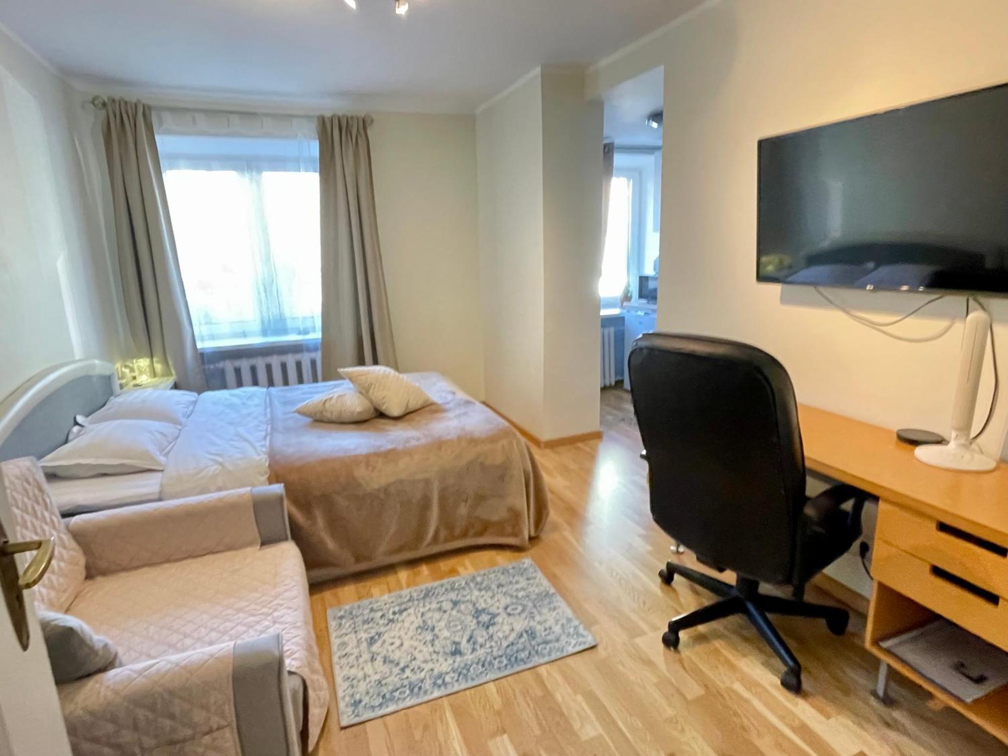 Cosy Small Apartment, Free Parking, Near Old Town Tallinn Buitenkant foto